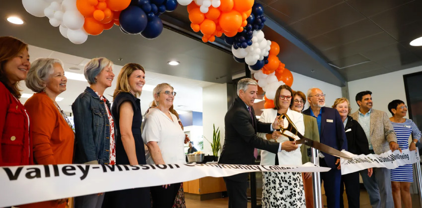 /news/_files/images/wvc-dining-ribbon.jpg